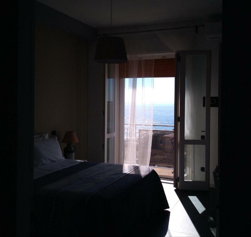 Acquasalata Bed and Breakfast Salerno Exteriör bild